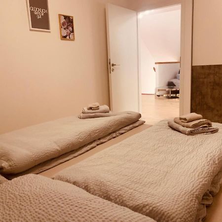 Felix Living 3, Modern & Cozy 2 Zimmer Wohnung, Netflix, Parkplatz Salzweg Extérieur photo